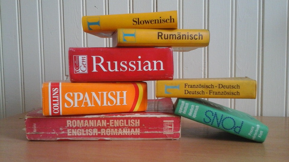 dictionary-2317654_960_720