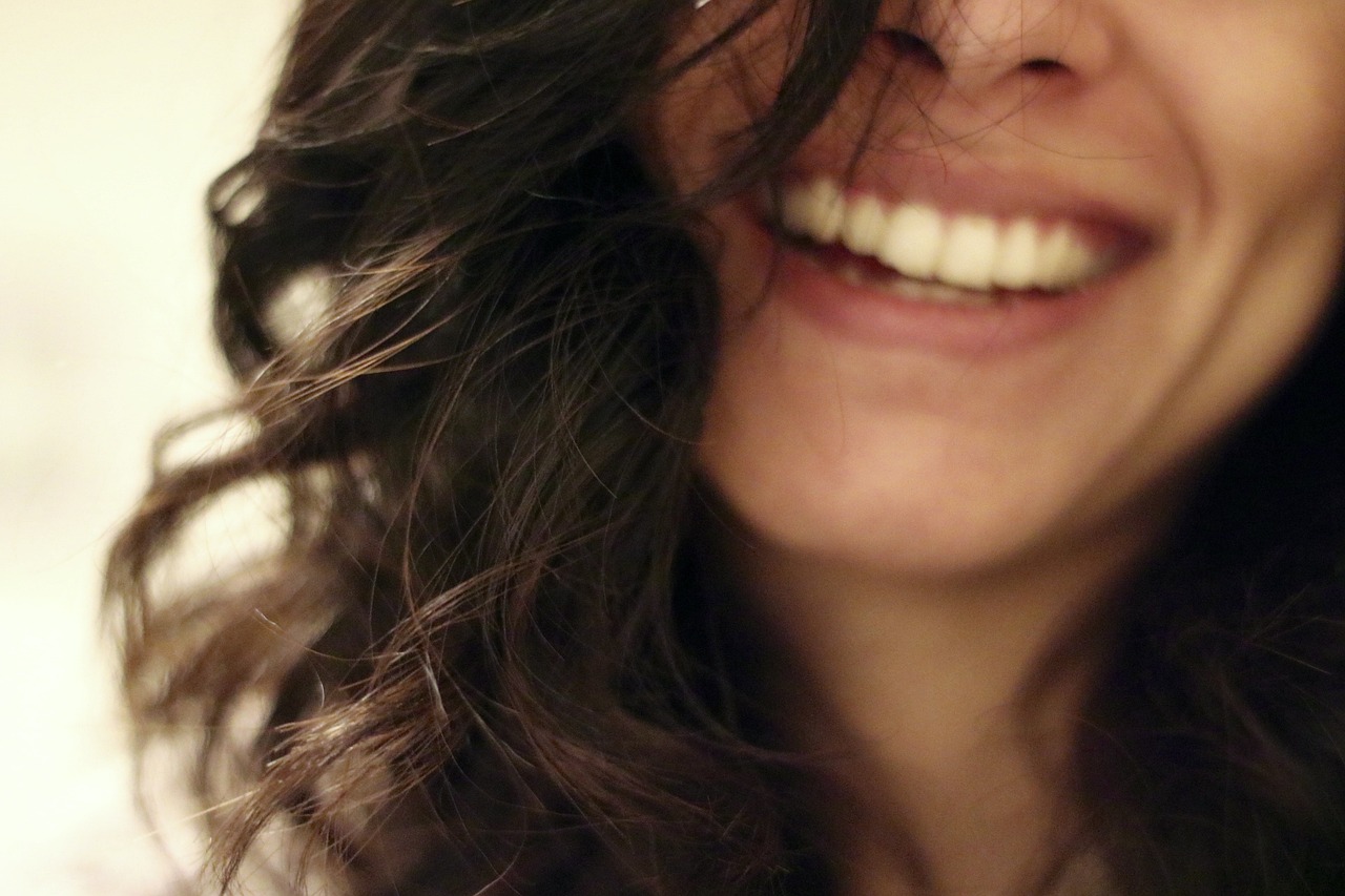 smile-2607299_1280